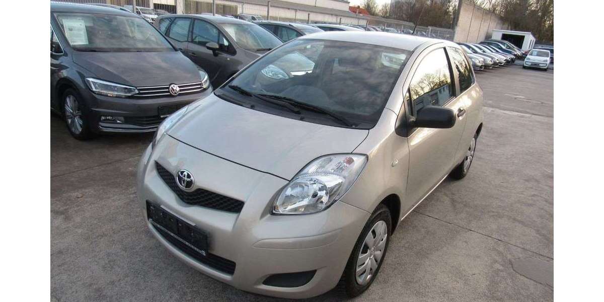 Toyota Yaris 36.000 km 4.900 &euro; Leverkusen 51371