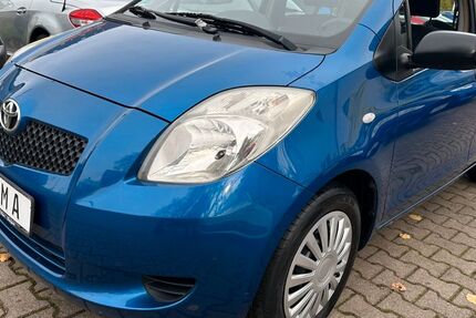 Toyota Yaris 144.000 km 3.999 € Dortmund 44265