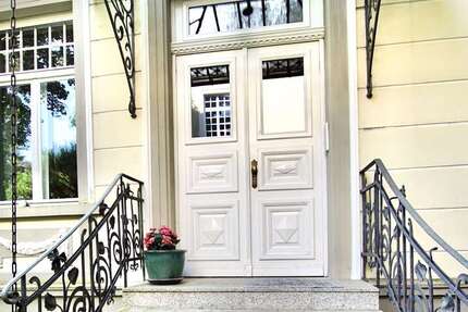 Wohnung Wiesbaden Nordost - 5 Zimmer, 167 m&sup2;, 2.300&euro; | Angebot:24826336