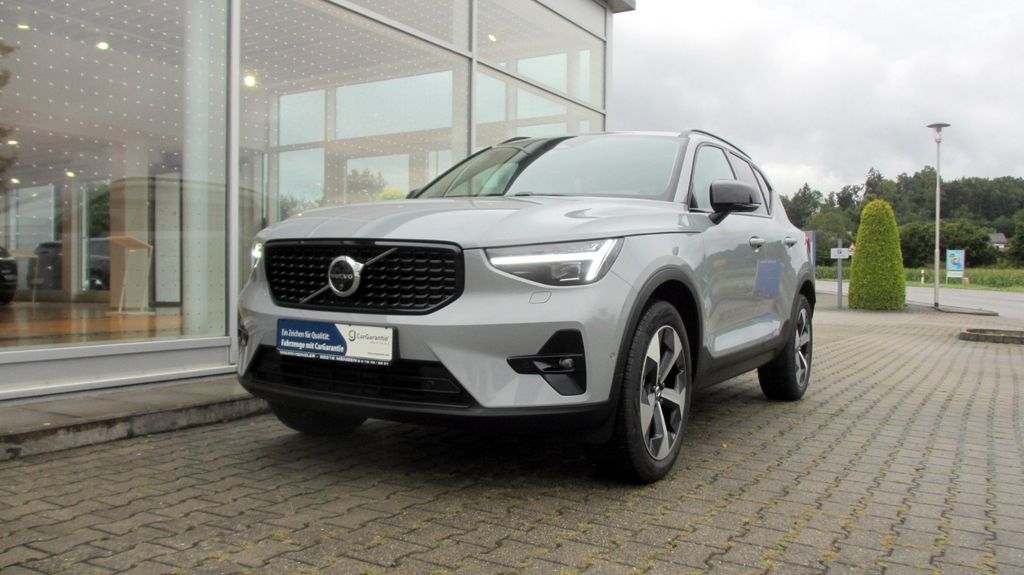 Volvo XC40 6.300 km 43.400 &euro; Mengen-Ennetach 88512