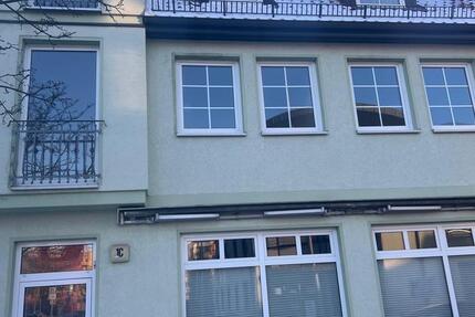 Schöne große 4-Raumwohnung mit Einbauküche 4 zimmer