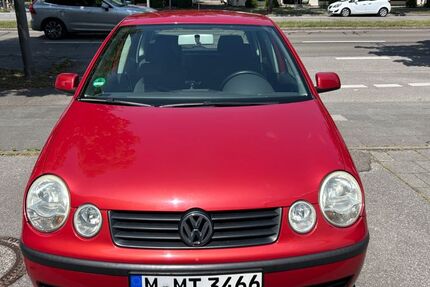 VW Polo 80.000 km 2.700 &euro; München 81827