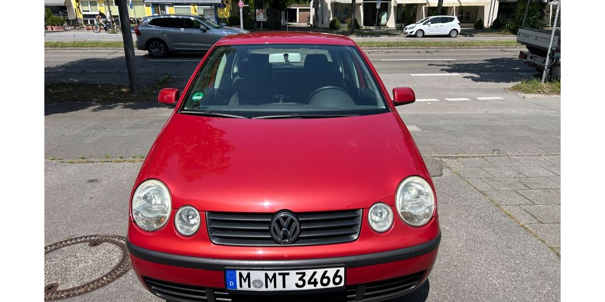 VW Polo 80.000 km 2.700 &euro; München 81827