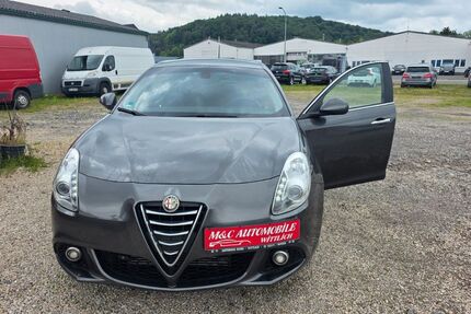 Alfa Romeo Giulietta 244.500 km 3.199 &euro; WITTLICH 54516