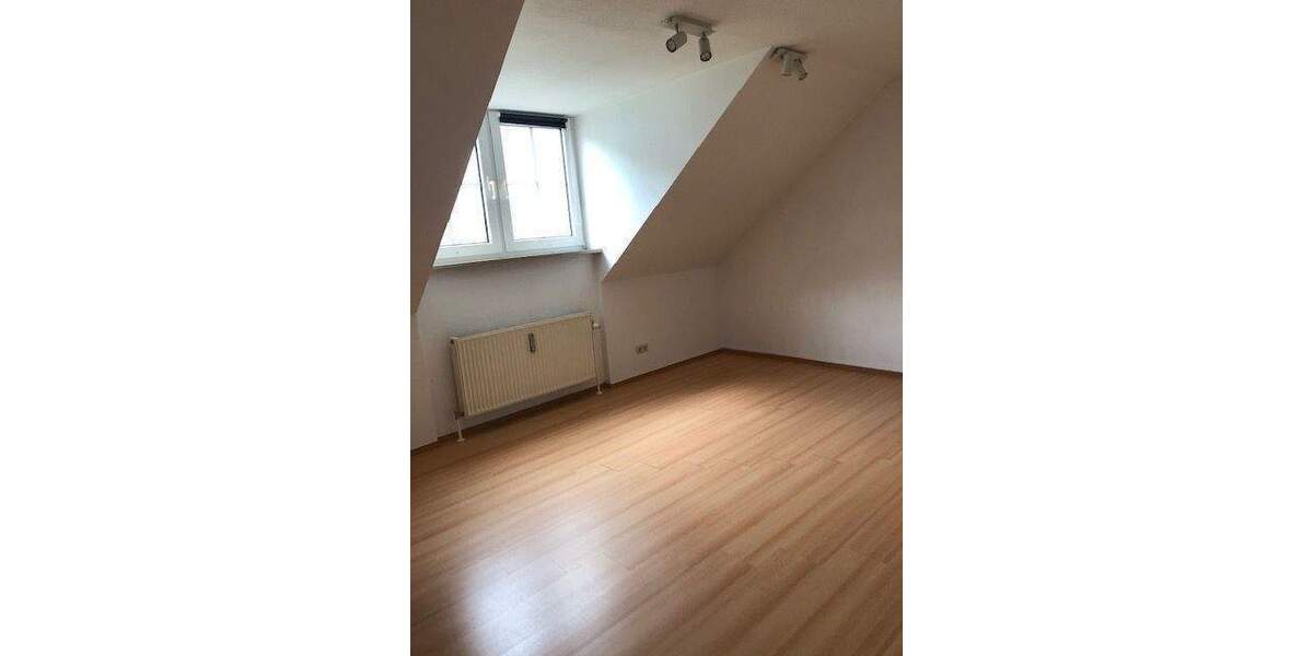 Etagenwohnung Coburg - 3 Zimmer, 73 m&sup2;, 735&euro; | Angebot:26378703