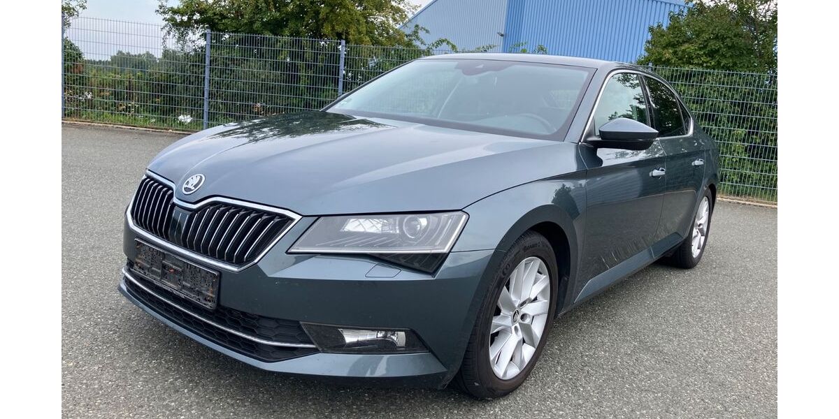 Skoda Superb 200.000 km 12.999 &euro; Rehau 95111