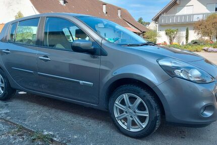 Renault Clio 132.310 km 3.900 &euro; Kirchdorf 88457