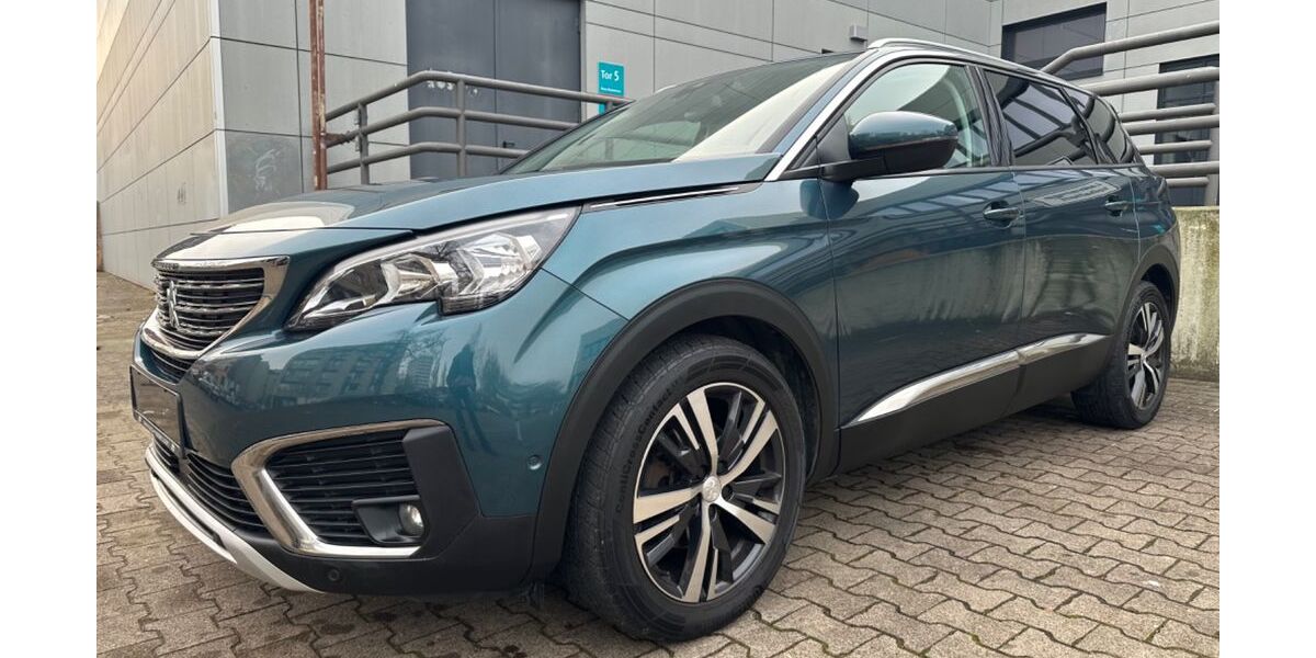 Peugeot 5008 141.622 km 13.980 &euro; Berlin 13353