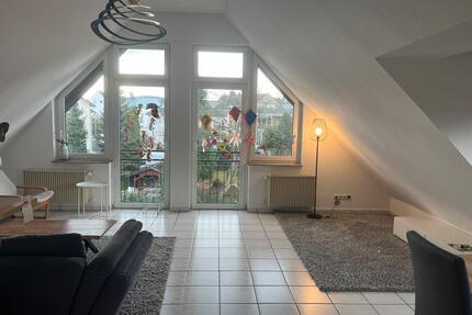 Lichtdurchflutete 2-Raum-Wohnung mit Einbauküche in BGL