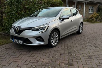 Renault Clio 39.800 km 11.950 &euro; Geesthacht 21502