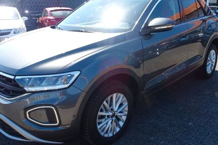 VW T-Roc 24.683 km 18.990 &euro; Werl 59457