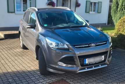 Ford Kuga 96.700 km 8.900 &euro; Augsburg 86199