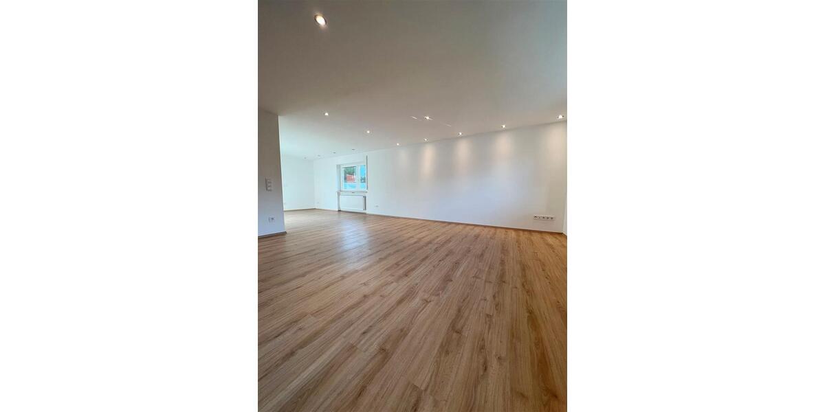 Etagenwohnung Stiefenhofen - 4 Zimmer, 130 m&sup2;, 1.342&euro; | Angebot:25990716