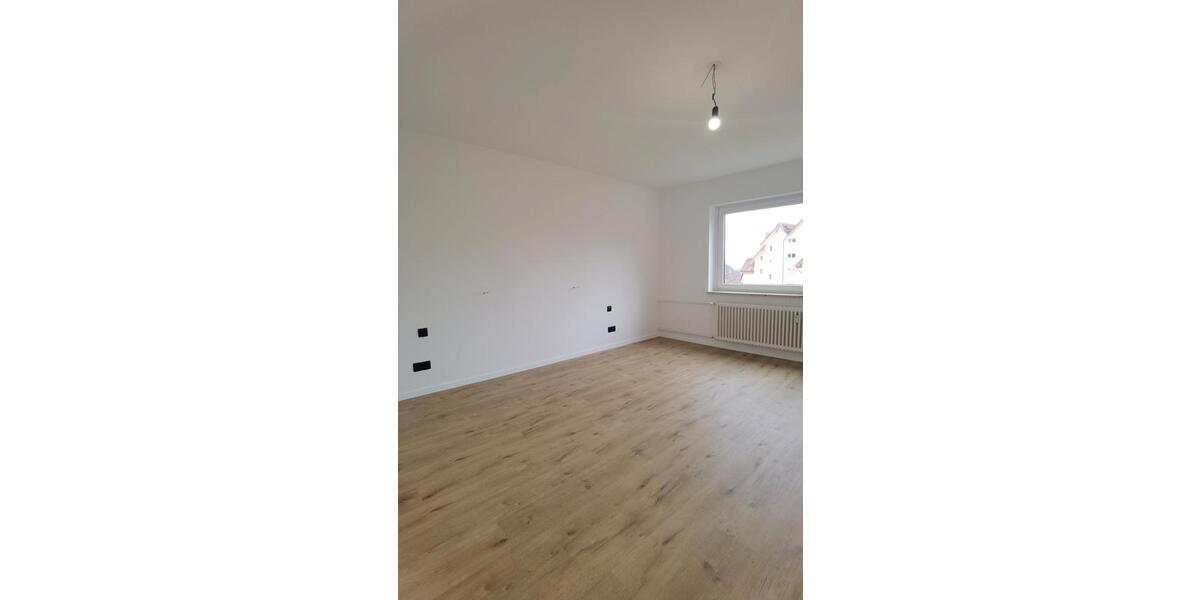 Etagenwohnung Rielasingen-Worblingen Worblingen - 2.5 Zimmer, 77 m&sup2;, 269.000&euro; | Angebot:26505190
