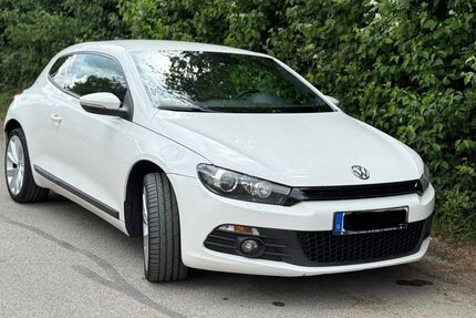 VW Scirocco 165.000 km 6.140 &euro; München 81829