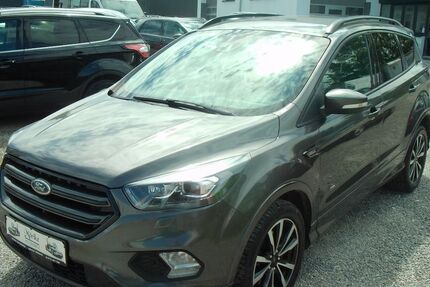 Ford Kuga 63.000 km 13.950 &euro; Waiblingen (bei Stuttgart) 71332