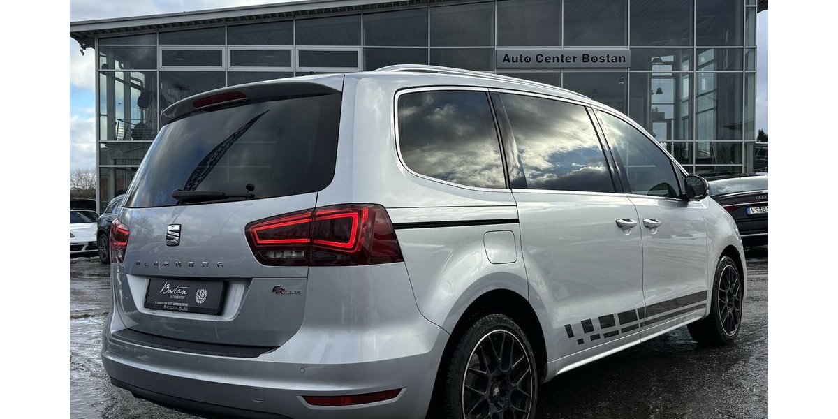 Seat Alhambra FR-Line KEYLE./KAMERA/NAVI/AHK/7-SITZER 136.143 km 17.900 &euro; Villingen-Schwenningen 78054