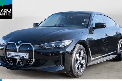 BMW i4 18.343 km 35.190 &euro; Waldbröl 51545