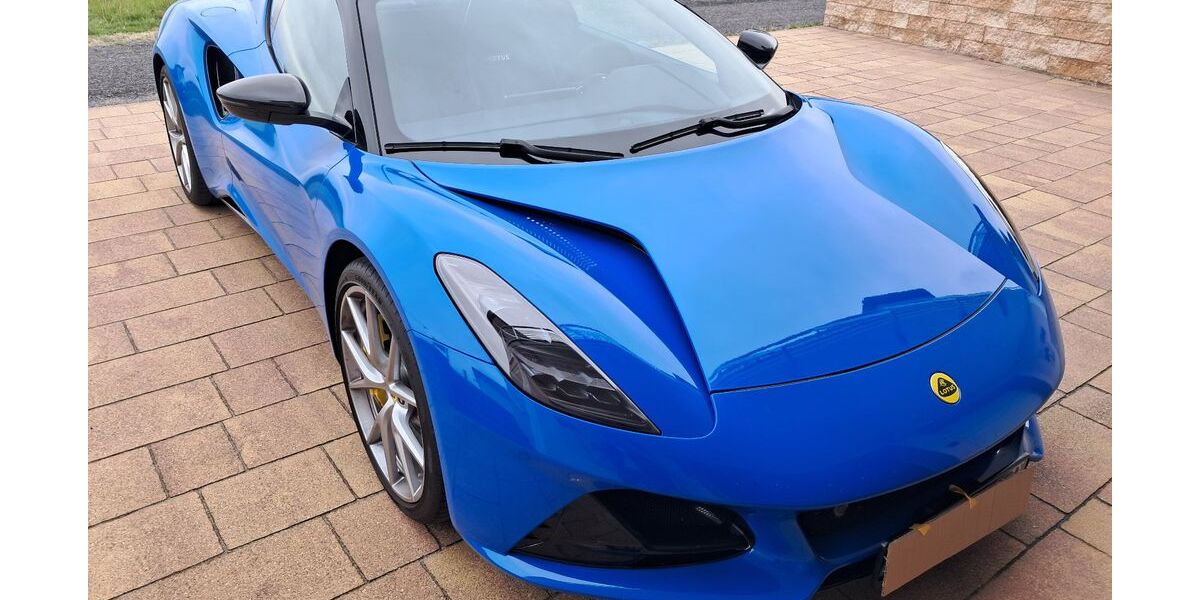 Lotus Emira 2.300 km 79.500 &euro; Neuental 34599