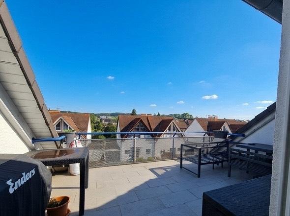 Dachgeschoßwohnung Hasselroth - 2 Zimmer, 65 m&sup2;, 270.000&euro; | Angebot:26163883