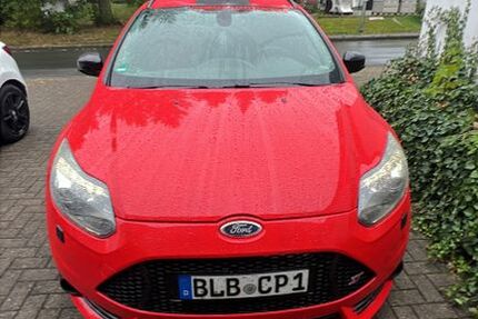 Ford Focus 118.000 km 14.000 € Erndtebrück 57339