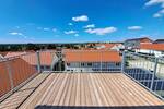 ERSTBEZUG MIT DACHTERRASSE 4 Zimmer, Gäste-WC & 2 Stellplätzen