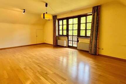 Wohnung Homburg - 2 Zimmer, 80 m&sup2;, 690&euro; | Angebot:26442320