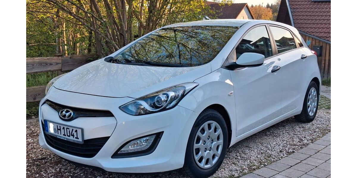 Hyundai i30 79.500 km 6.850 &euro; Herdwangen-Schönach 88634