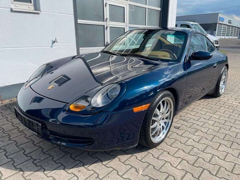 996