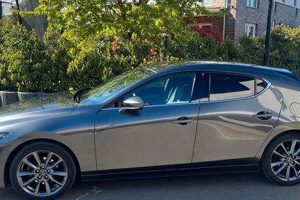 Mazda 3 85.000 km 21.590 &euro; Lüneburg 21337
