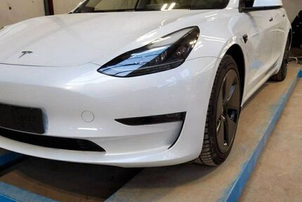 Tesla Model 3 48.594 km 30.750 &euro; Steinbach-Hallenberg OT Herges-Hallenberg 98587