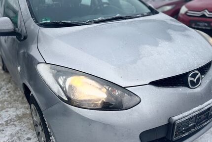 Mazda 2 155.647 km 2.499 &euro; Wildau 15745