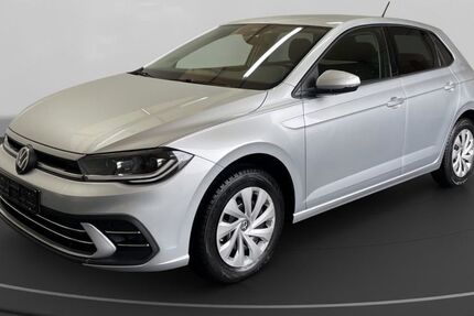 VW Polo 9.741 km 20.890 &euro; Köln 50823