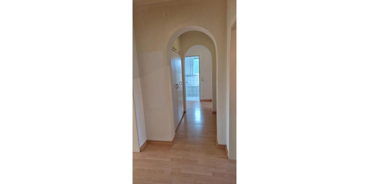 Dachgeschoßwohnung Stolberg (Rhld.) Büsbach - 3 Zimmer, 69 m&sup2;, 400&euro; | Angebot:26023942