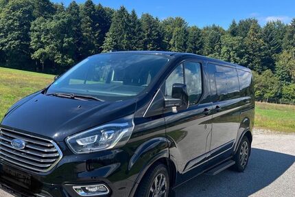 Ford Tourneo Custom 87.000 km 30.300 &euro; Waldkirchen 94065