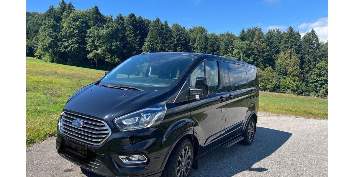 Ford Tourneo Custom 87.000 km 31.490 &euro; Waldkirchen 94065
