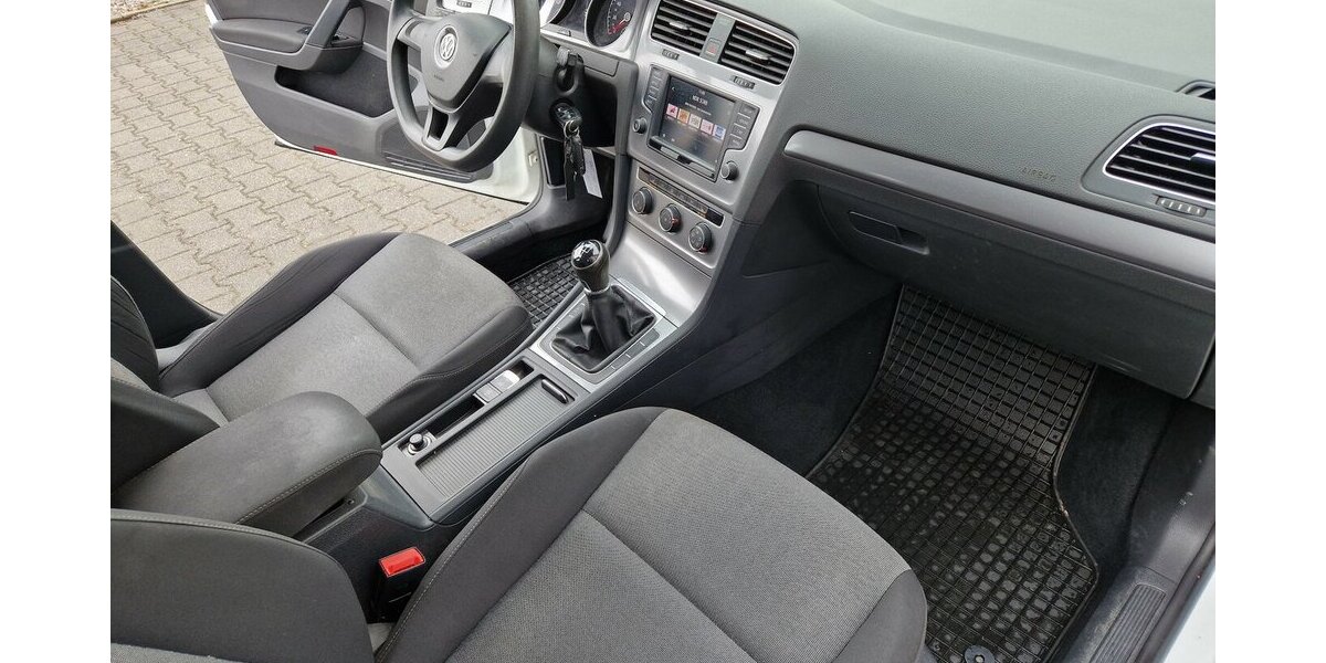 VW Golf Variant 1.6 TDI BMT 245.229 km 5.900 &euro; Wilsdruff 01723