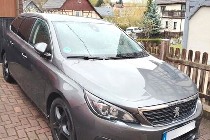 Peugeot 308 135.200 km 9.990 &euro; Zwickau 08058