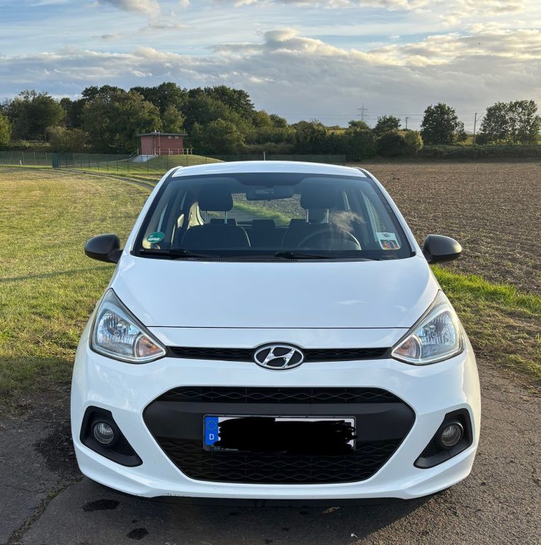 i10