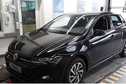 VW Polo 28.282 km 13.830 &euro; Stuttgart-Feuerbach 70469