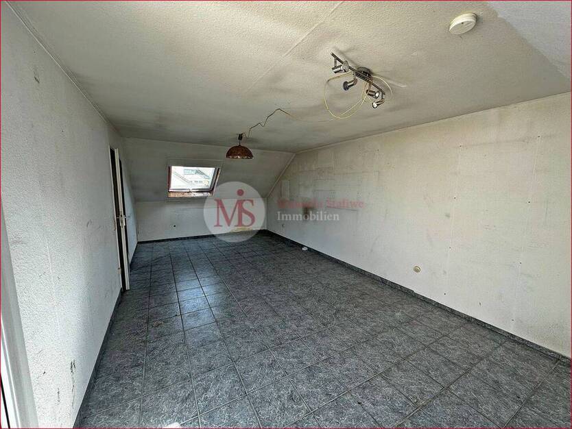 Gemütliches Apartment mit Sonnenbalkon in Neuss-Allerheigen!