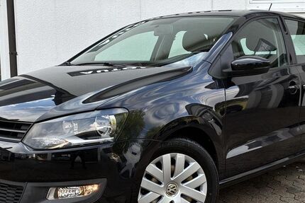 VW Polo 77.890 km 6.979 &euro; Königsfeld 78126