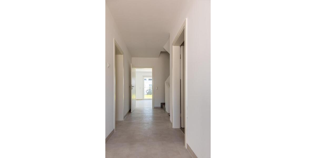 Doppelhaushälfte Simbach am Inn - 7 Zimmer, 150 m&sup2;, 2.050&euro; | Angebot:23404479