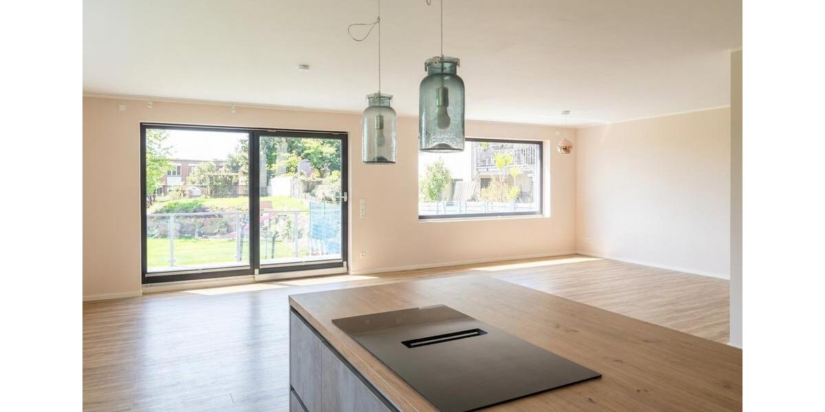 Einfamilienhaus Springe - 5 Zimmer, 244 m&sup2;, 2.790&euro; | Angebot:26453481
