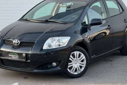 Toyota Auris 185.000 km 3.190 &euro; Tuebingen 72070