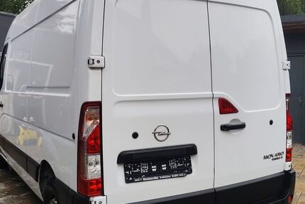 Opel Movano