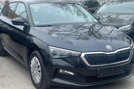 Skoda Scala 138.000 km 13.900 &euro; Berlin 12683