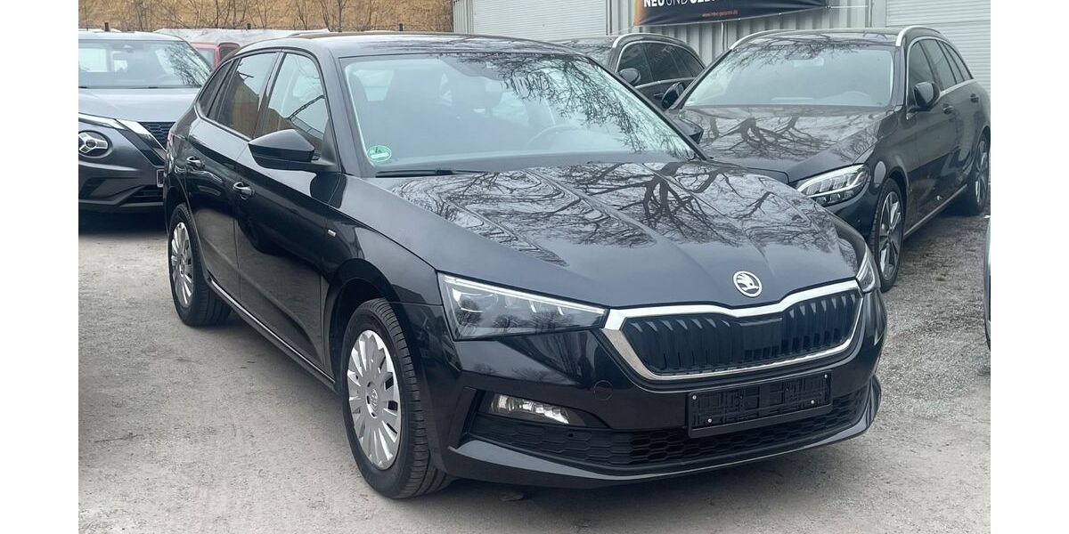 Skoda Scala 138.000 km 13.900 &euro; Berlin 12683