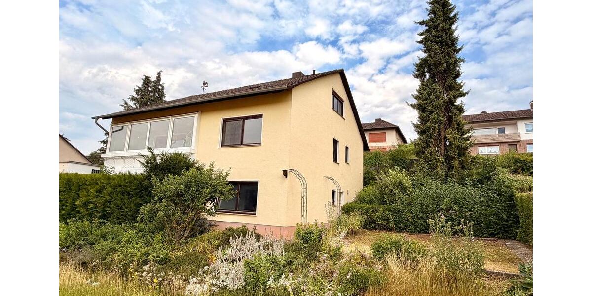 Einfamilienhaus Eschwege - 7 Zimmer, 228 m&sup2;, 245.000&euro; | Angebot:27111660