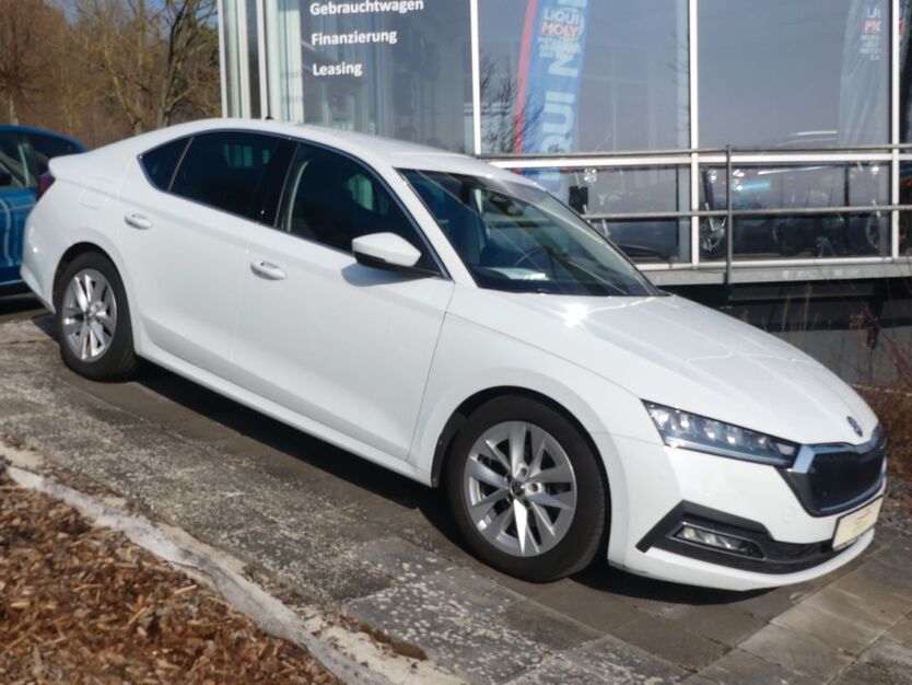 Skoda Octavia 88.500 km 22.400 € Buttlar 36419